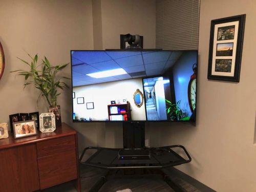 8970896004 abc 12750 lifesize icon 600 on stand